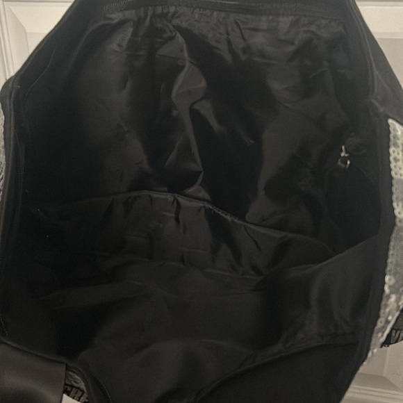 Victoria Secret Totebag - Picture 2 of 3